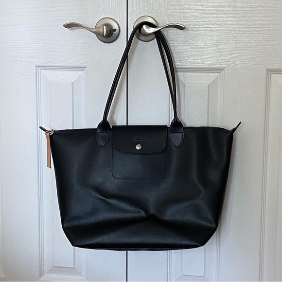 Longchamp Handbags - Longchamp Le Pliage City Large Shopping Bag